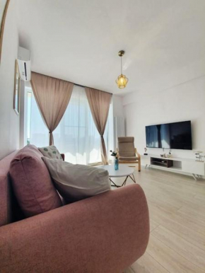 Oasis Beach Apartment